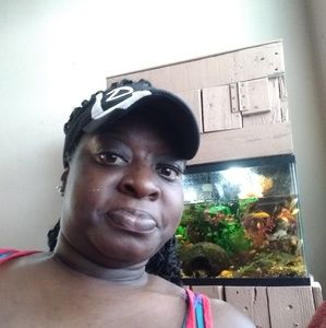 Meet your Posher, Laquanette